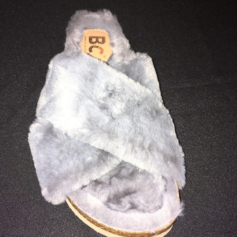 Size 10 Brand New Fuzzy Sandal